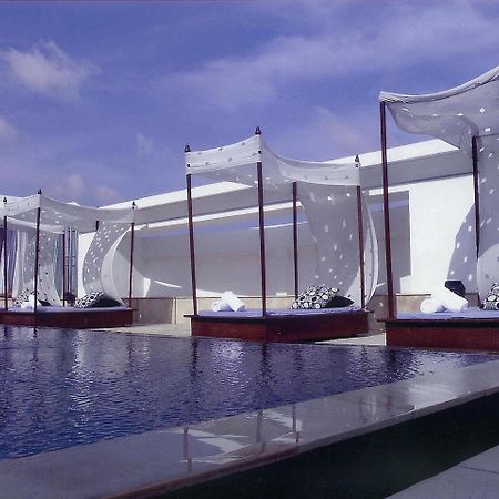 The Park Chennai Hotel Facilități foto The pool at the Park